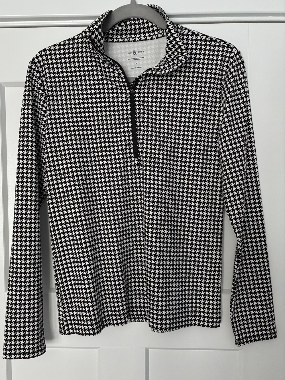 Lou & Grey Black and White Houndstooth Pullover